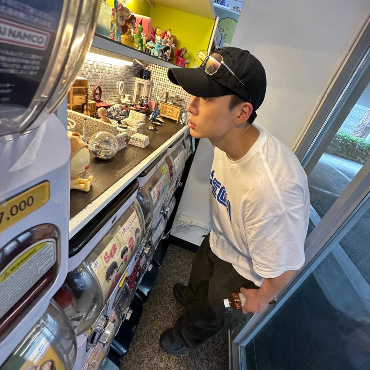 Behind-the-scenes cut of BOBBY (iKON)