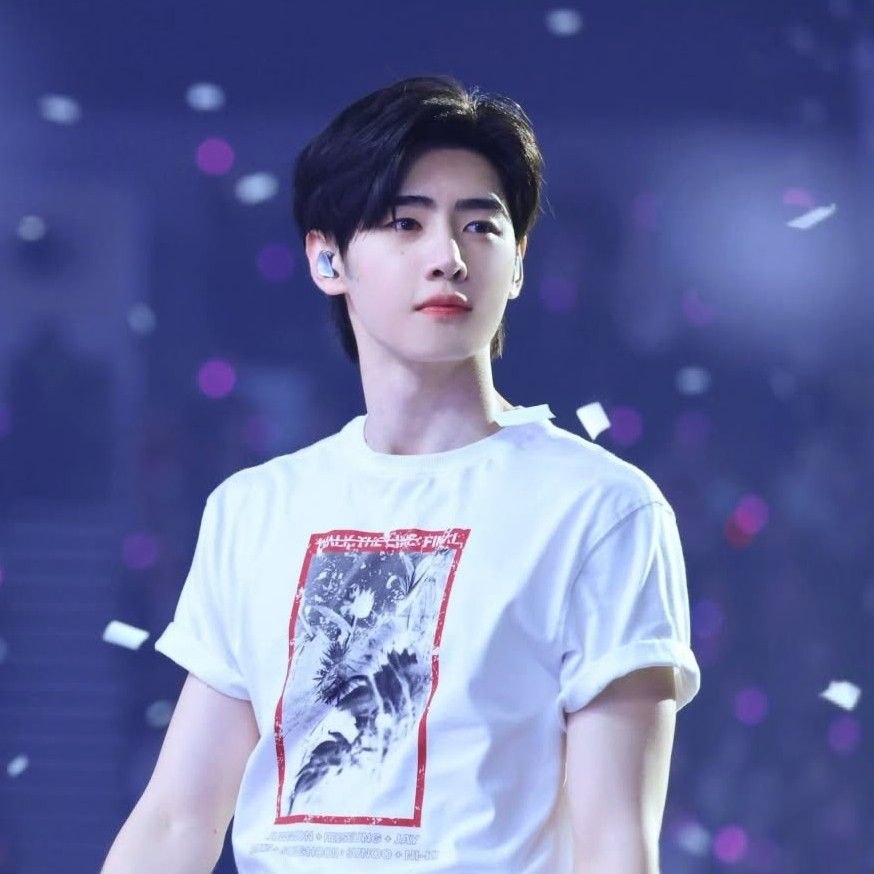 Behind-the-scenes cut of Sunghoon (ENHYPEN)