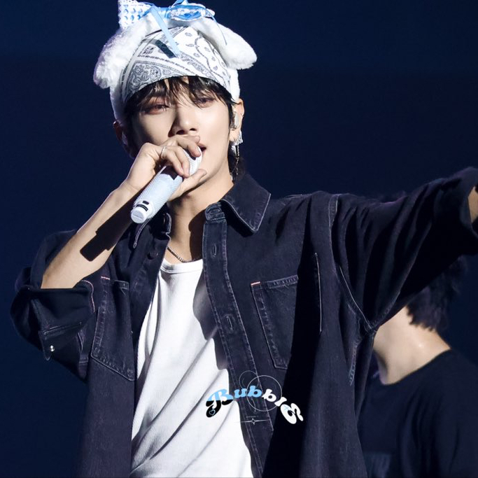 Recent activity shot of Joshua (SEVENTEEN)