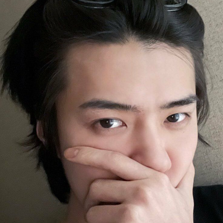 Behind-the-scenes cut of Sehun (EXO)