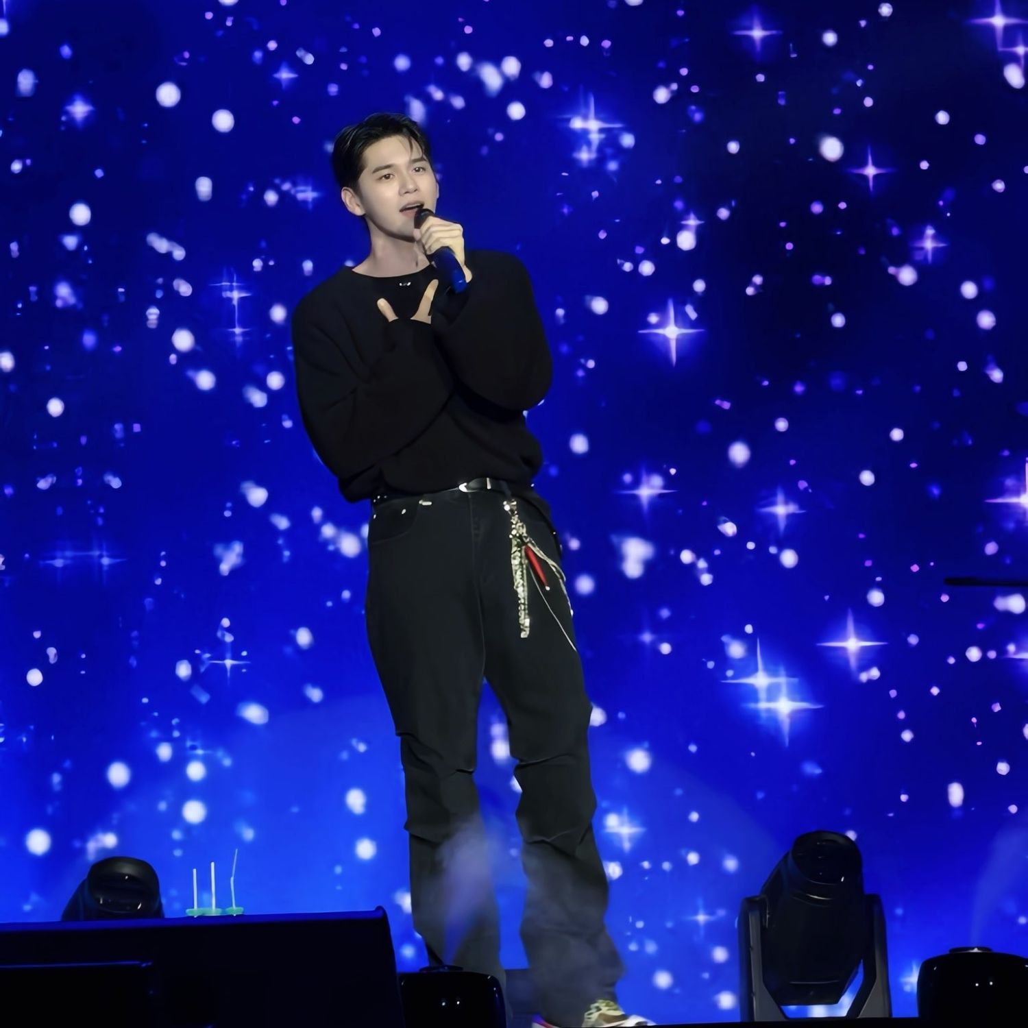 A moment captured by Ong Seongwu's fan