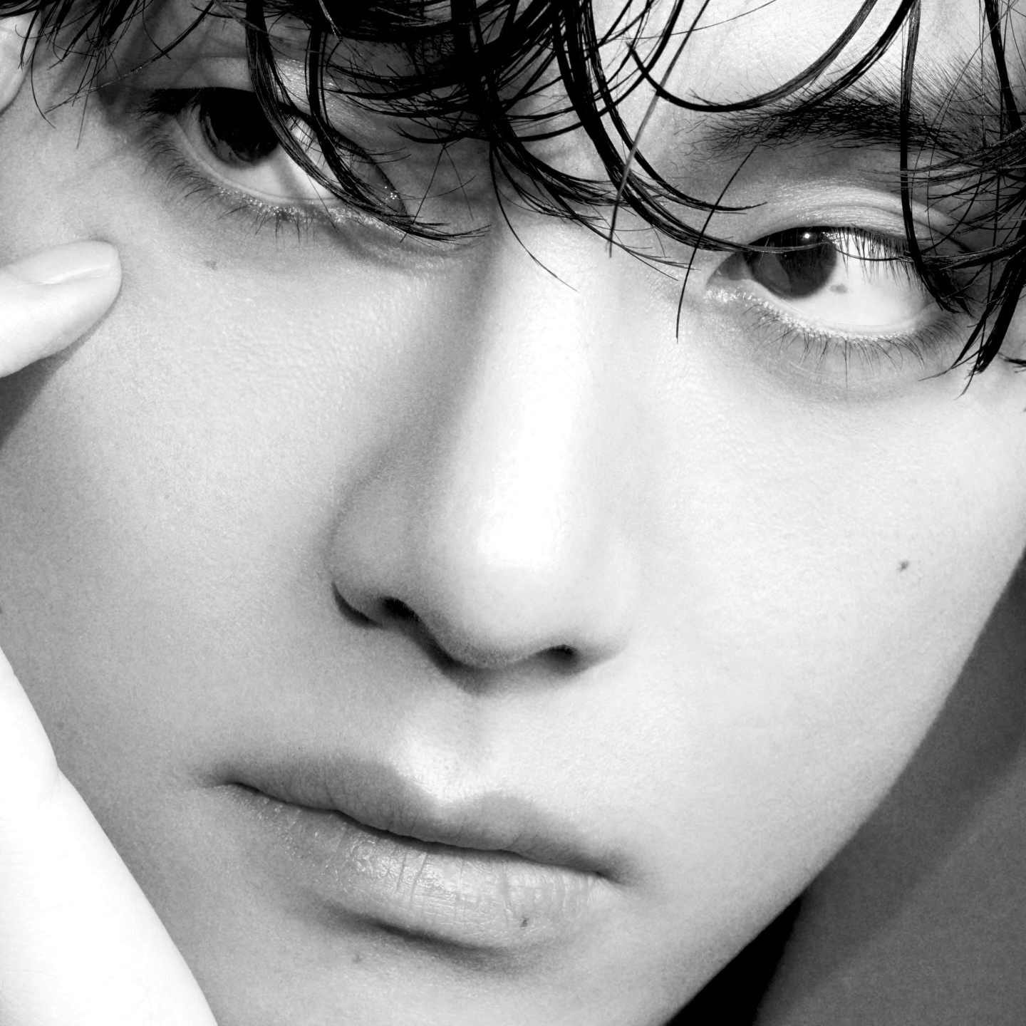 뷔 (방탄소년단)의 비하인드 컷