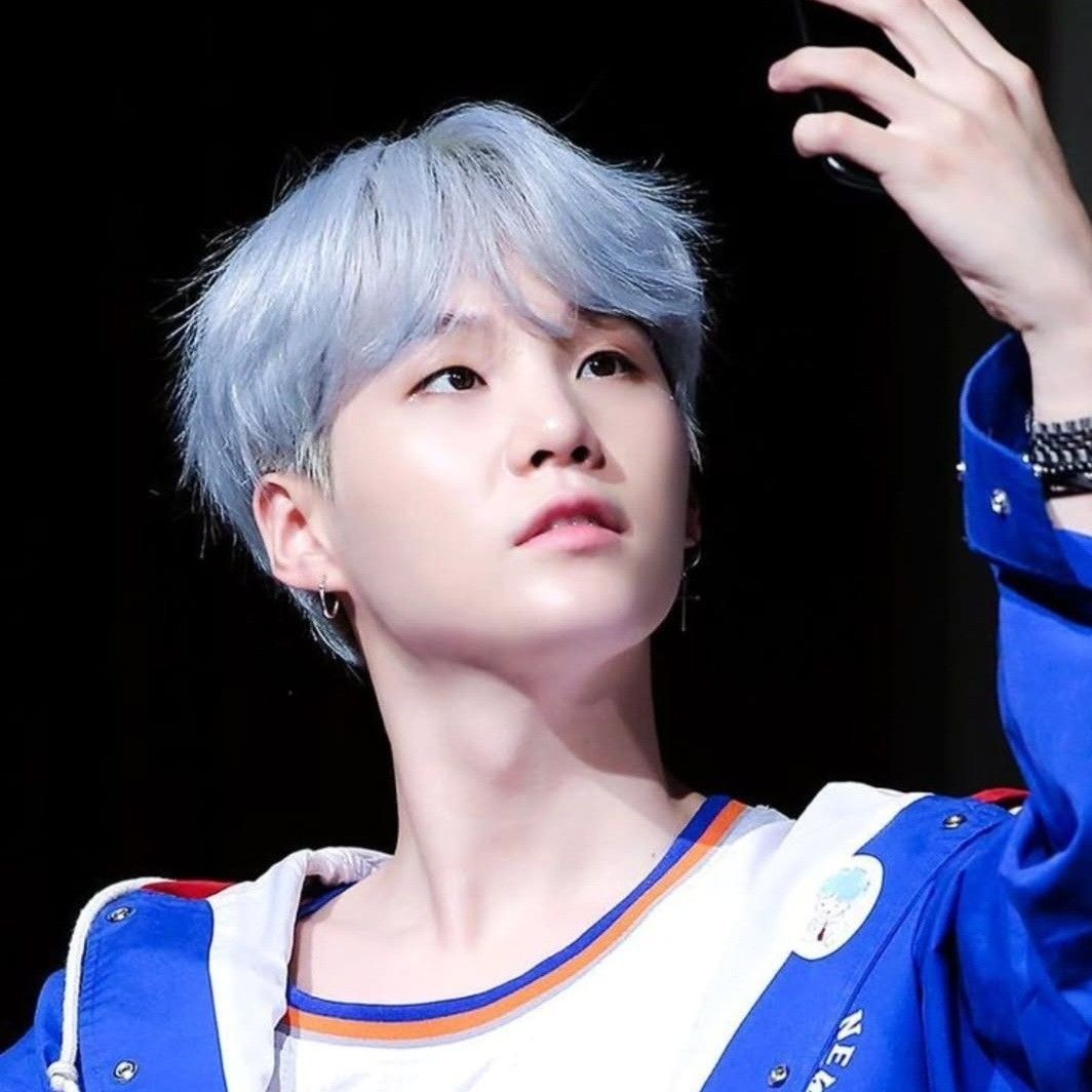 SUGA (BTS)の最近の活動写真