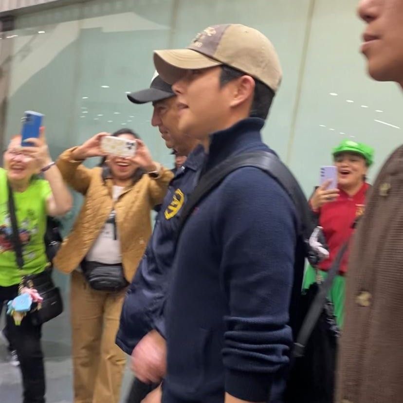 Behind-the-scenes cut of MJ (ASTRO)