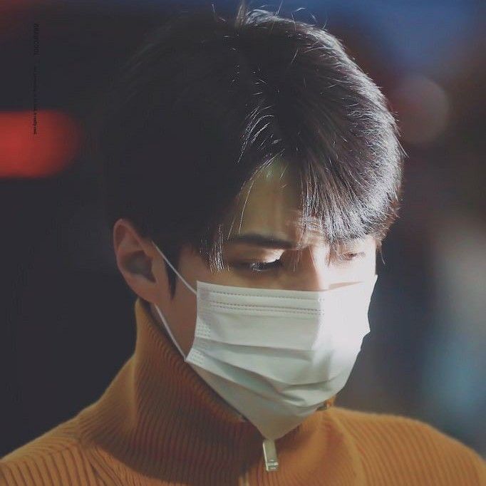 Foto aktivitas terbaru Sehun (EXO)