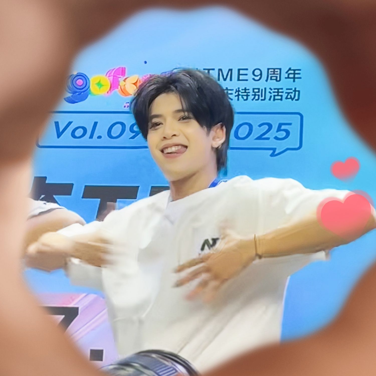 돈 (NexT1DE) 최근 활동샷