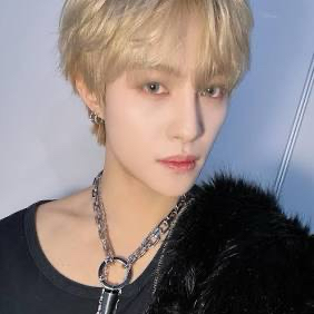 Behind-the-scenes cut of YANGYANG (WayV)