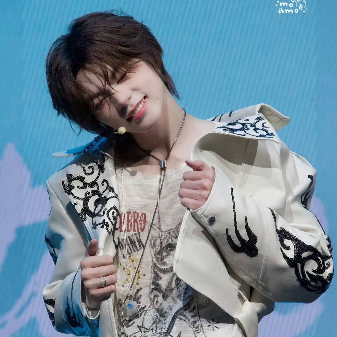 Hot post catching attention from 숑 (NexT1DE)'s fandom