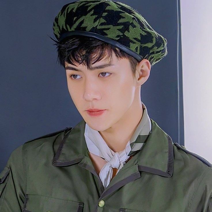 Behind-the-scenes cut of Sehun (EXO)