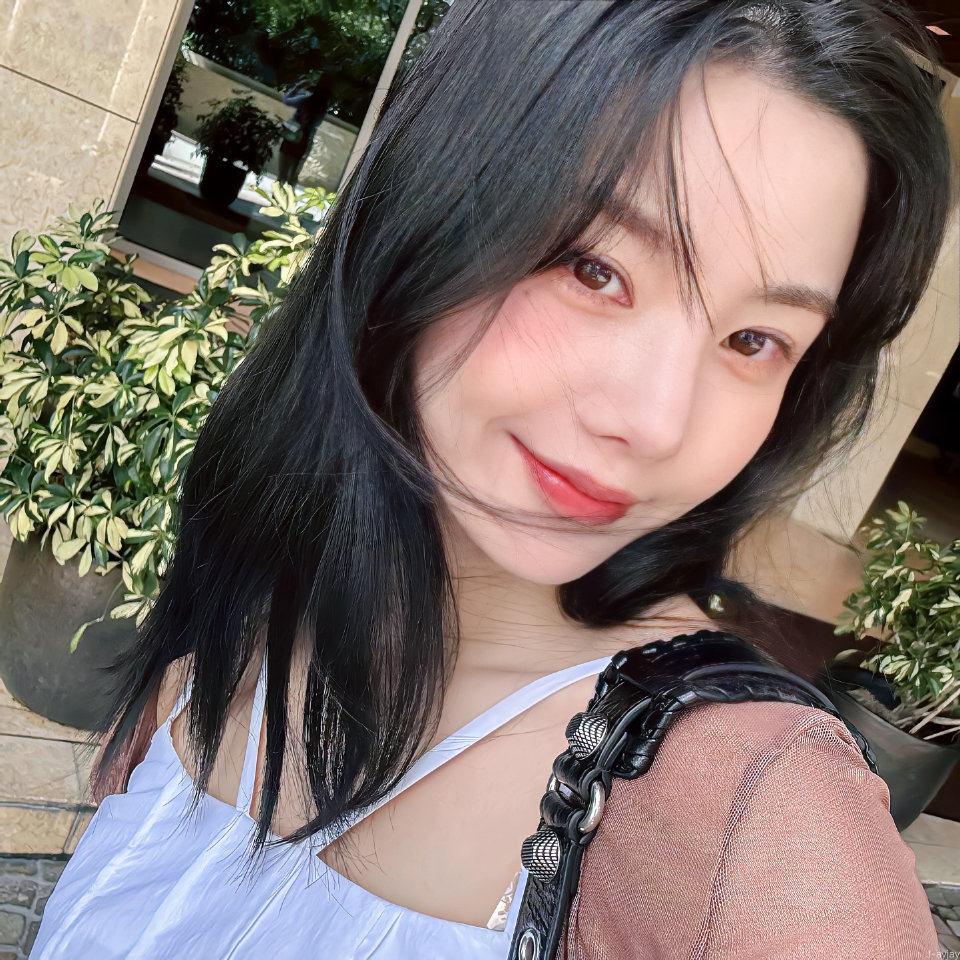 A moment captured by Kwon Eunbi's fan