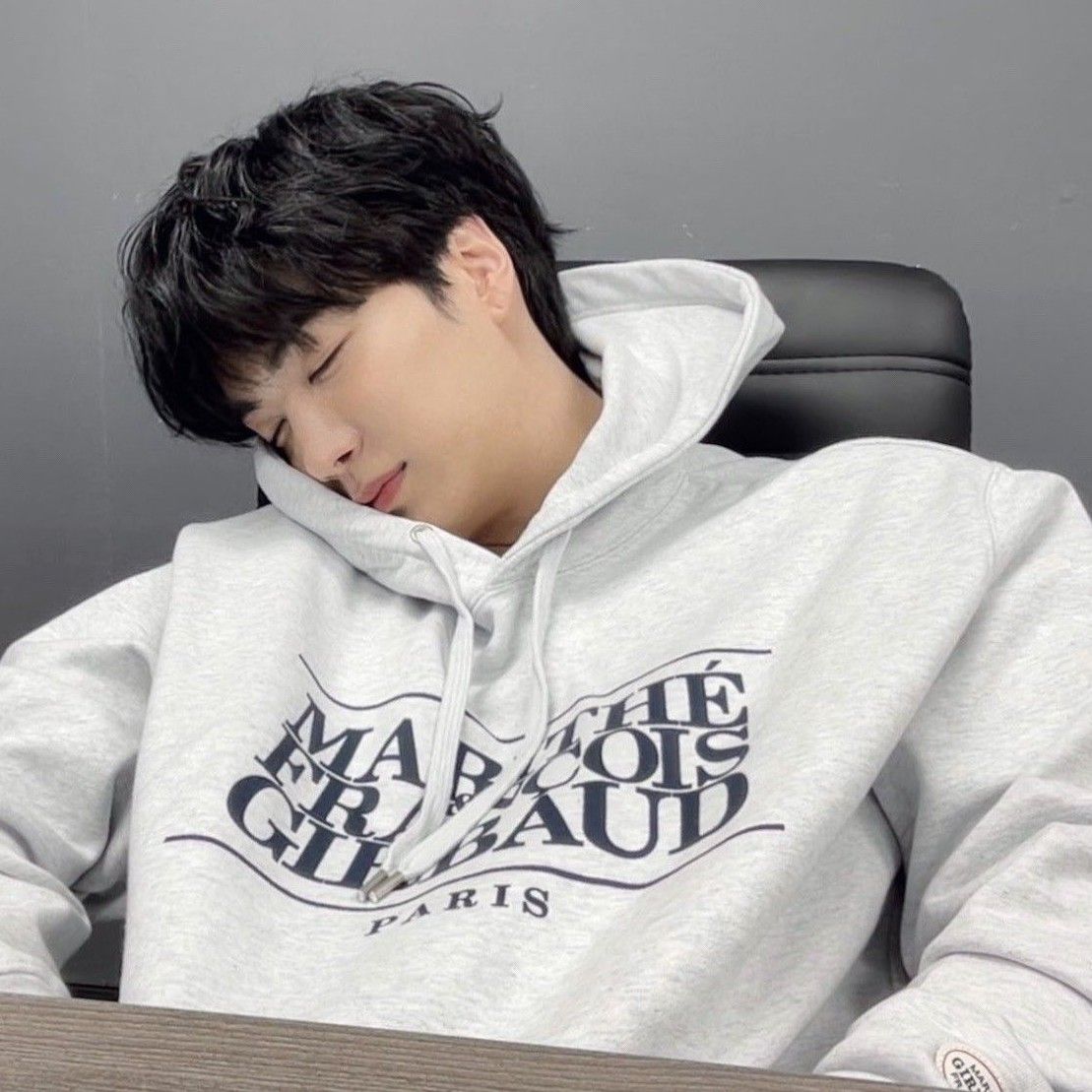 Recent activity shot of Kim Jonghyeon