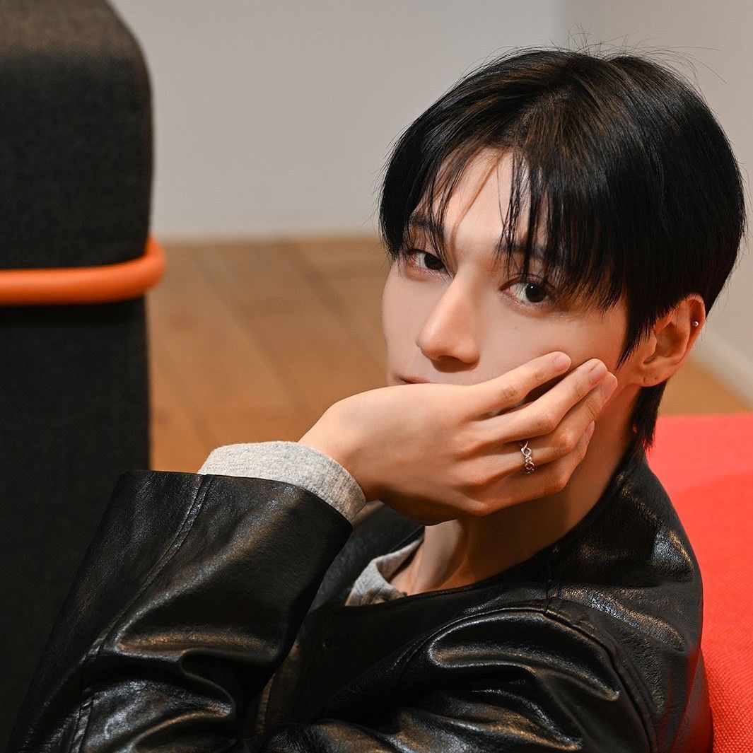 ジョン・ウヨン (ATEEZ)の舞台裏ショット