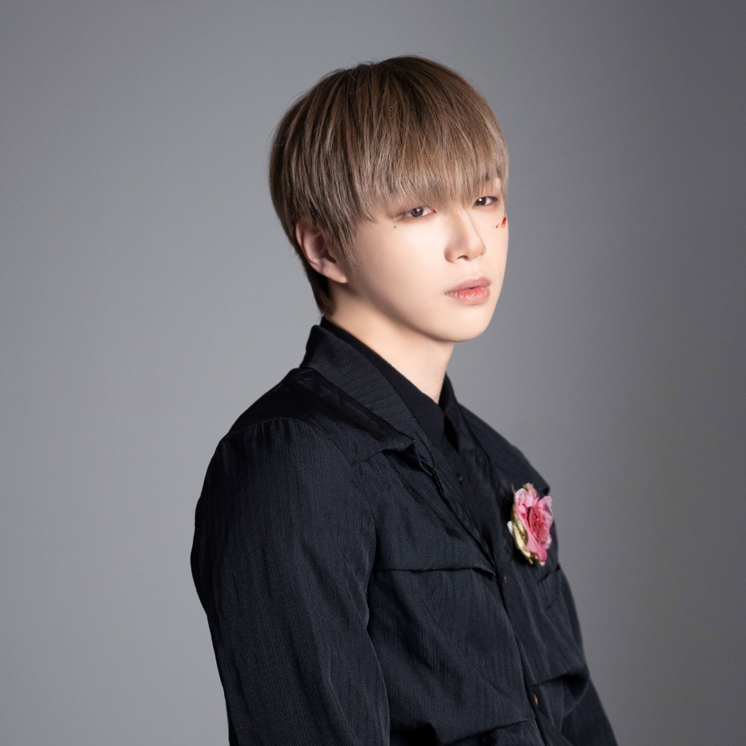 Behind-the-scenes cut of Kang Daniel