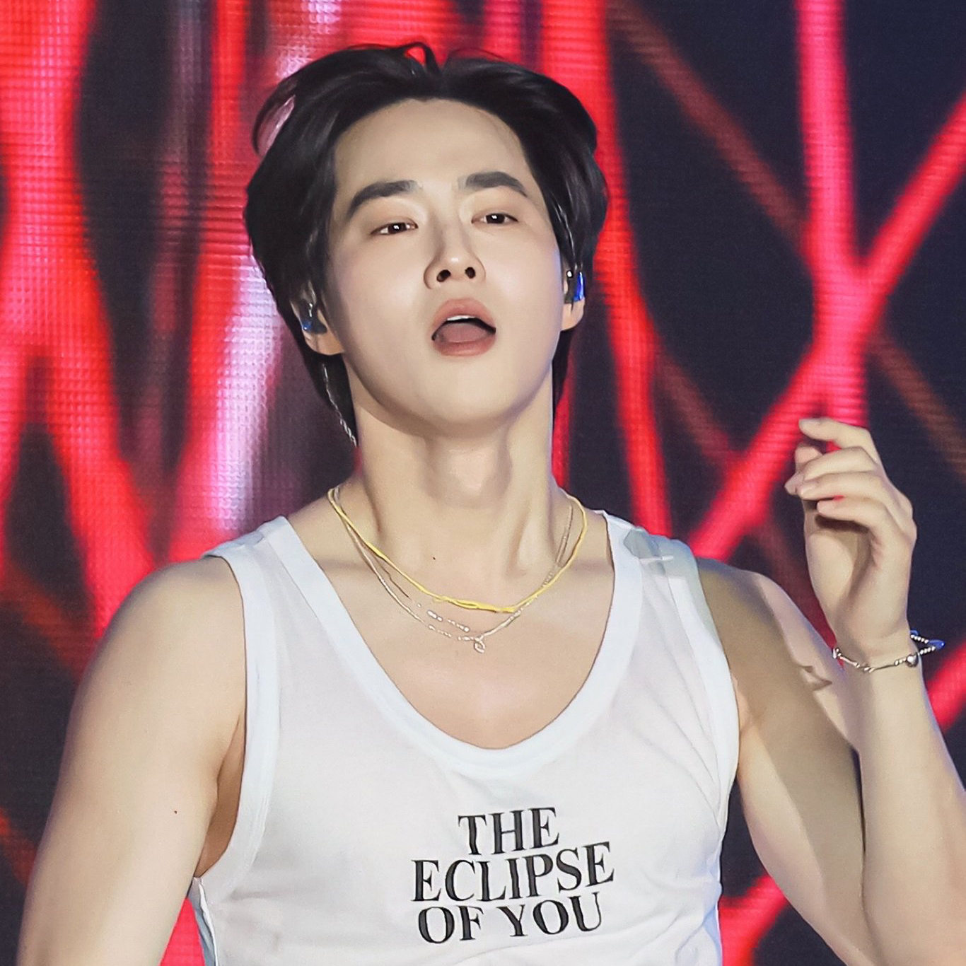 Latest photo of Suho (EXO)
