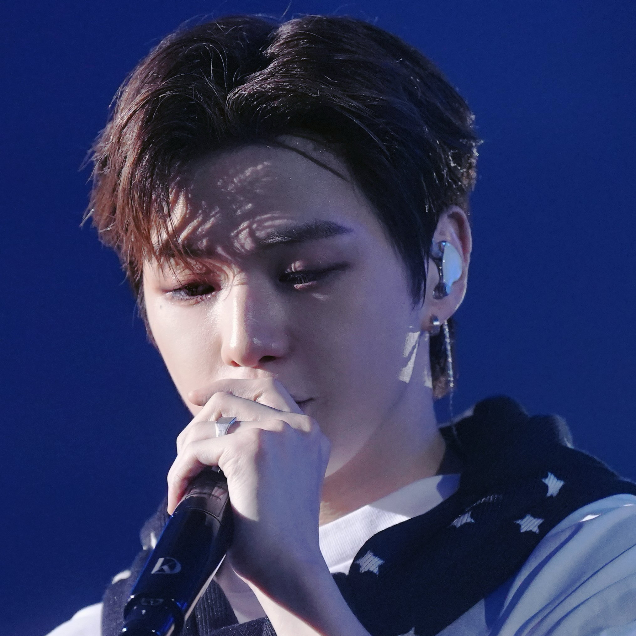 강다니엘의 비하인드 컷