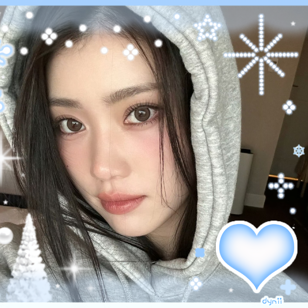 小婷 (Kep1er)的最新照片