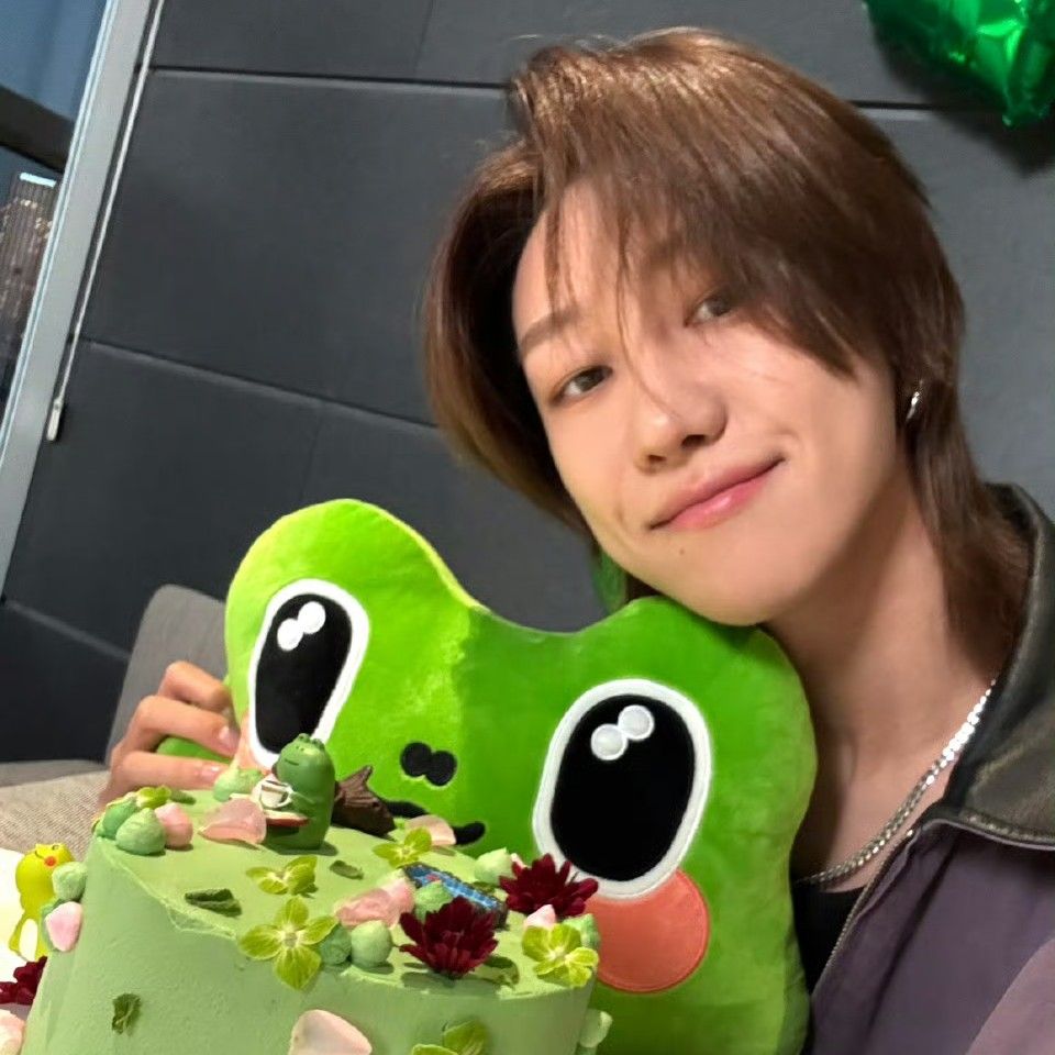 Recent activity shot of The 8 (SEVENTEEN)