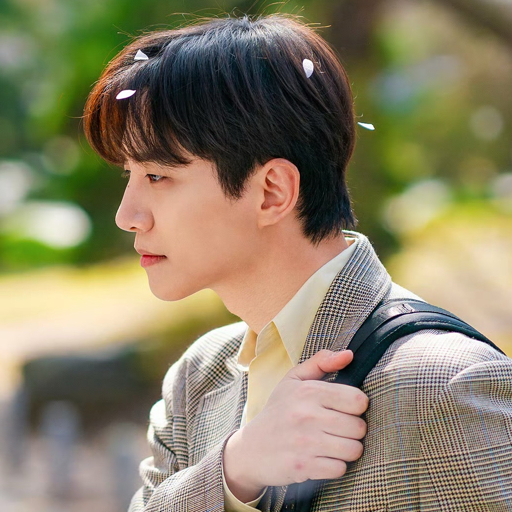 A moment captured by Junho (2PM)'s fan