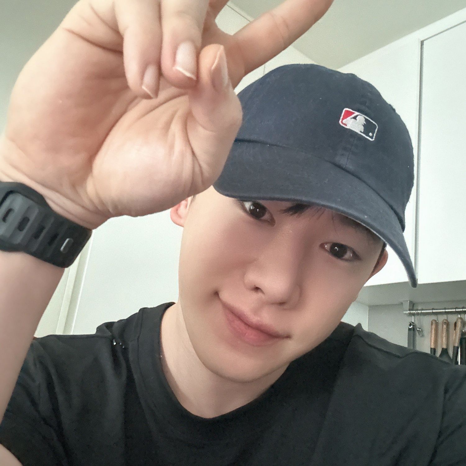 Behind-the-scenes cut of Wonho