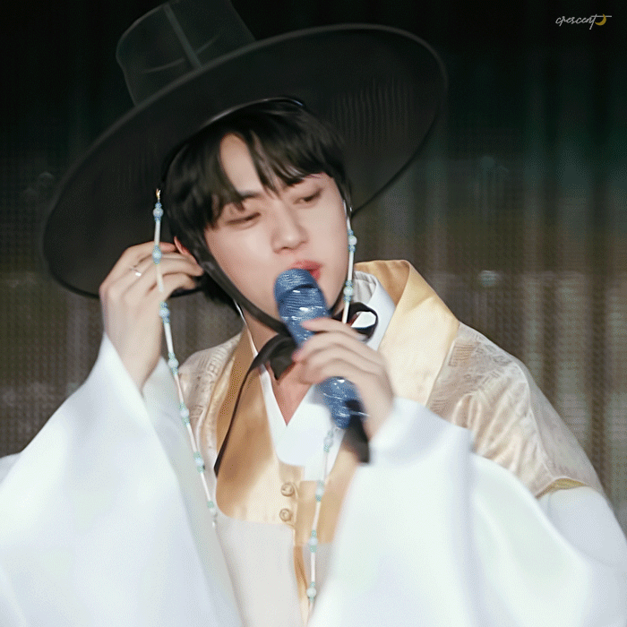 Potret di balik layar Jin (BTS)