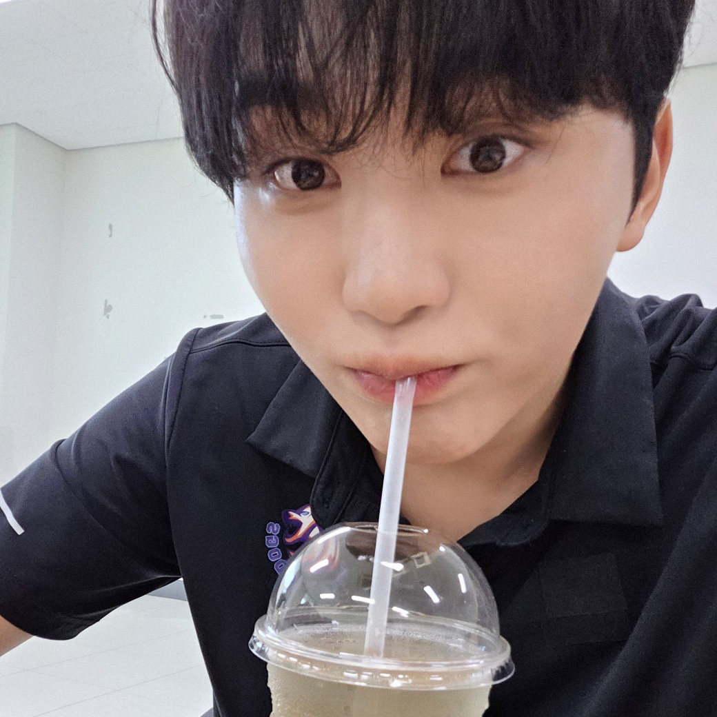 SEVENTEEN的最新活动照片