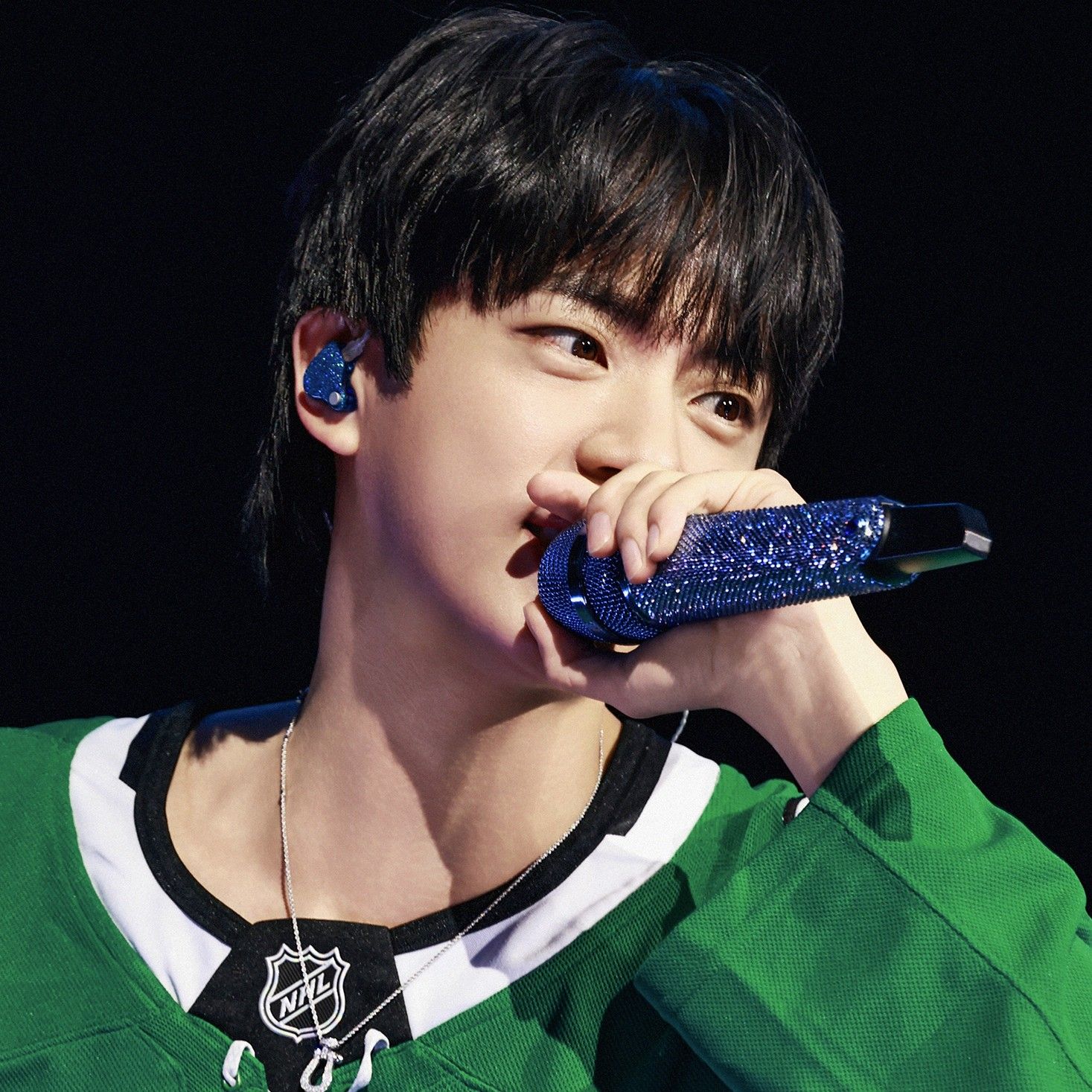 Jin (防弹少年团)粉丝拍下的瞬间