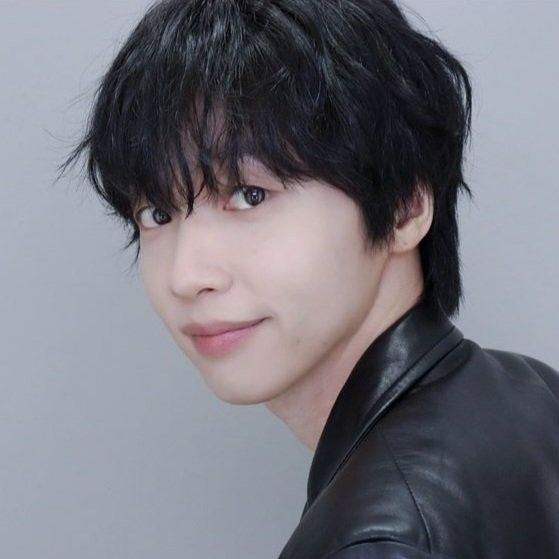 Latest photo of Jeong Sewoon