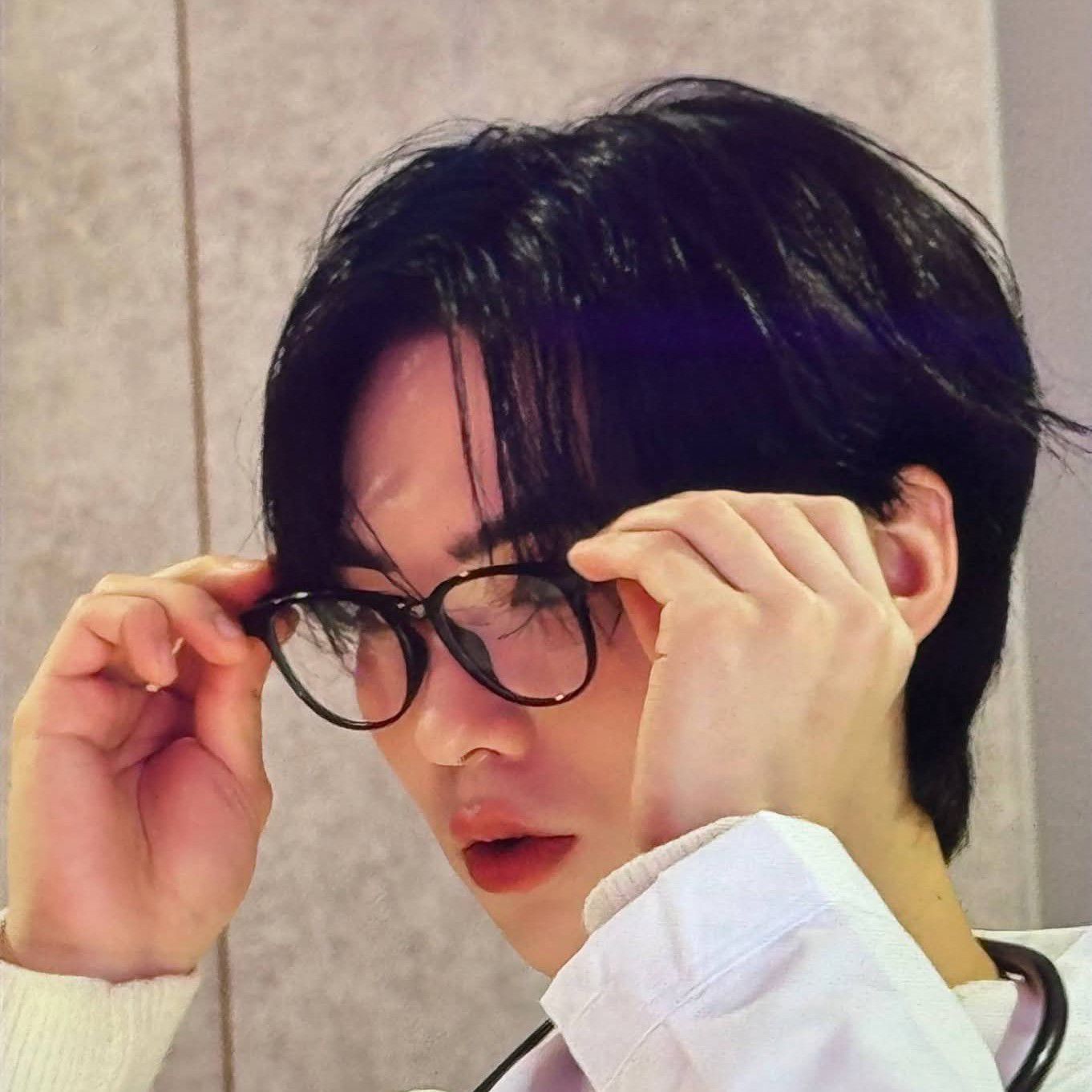 Behind-the-scenes cut of Rocky