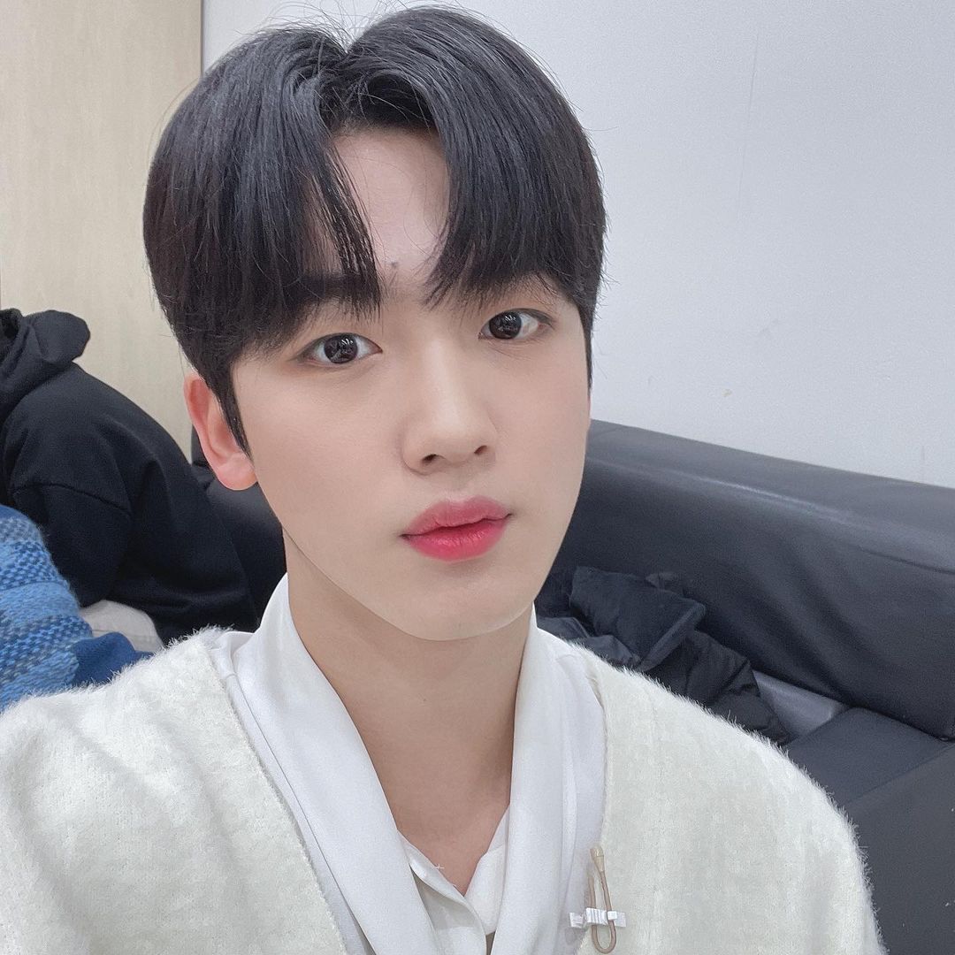 Latest photo of Kim Yohan (WEi)