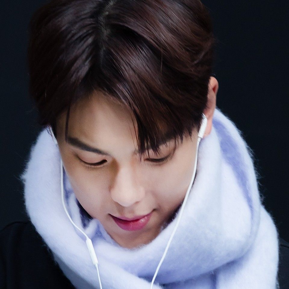 Foto terbaru Shownu (MONSTA X)