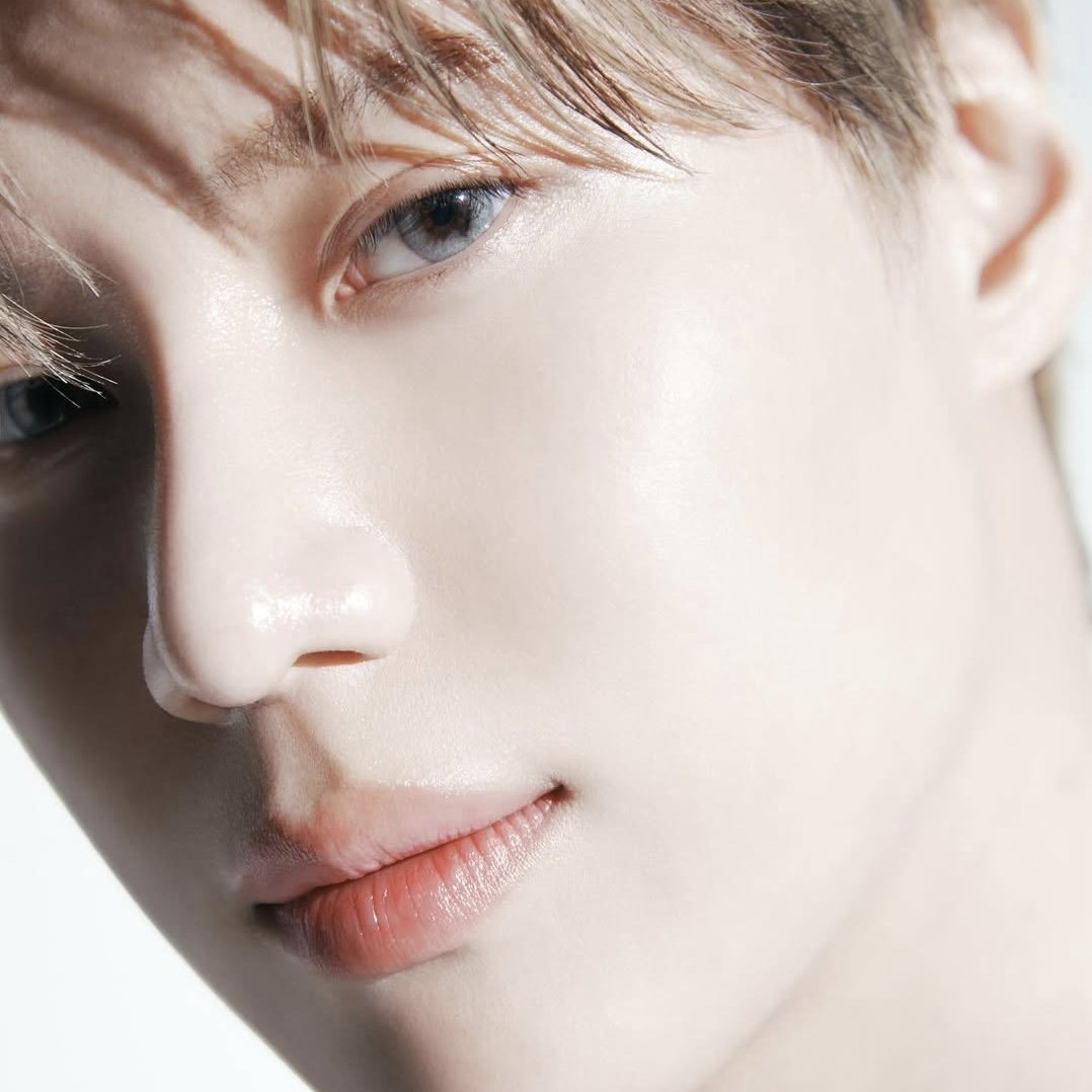 A moment captured by Taemin (SHINee)'s fan