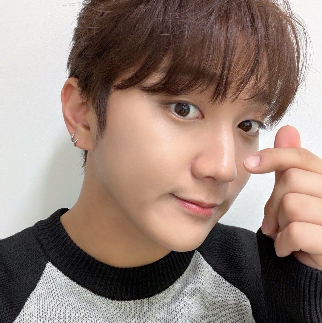 Latest photo of Hong Joochan (GoldenChild)