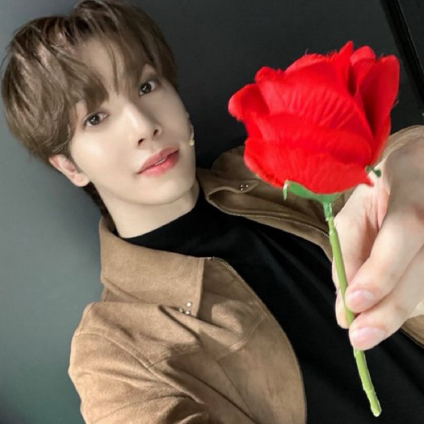 カズタ (n.SSign)の最近の活動写真