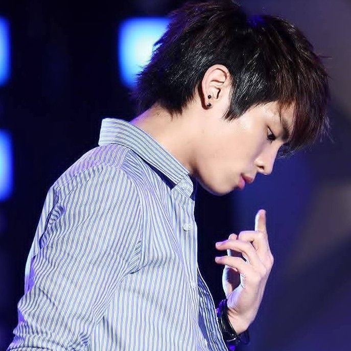 Behind-the-scenes cut of Jonghyun (SHINee)
