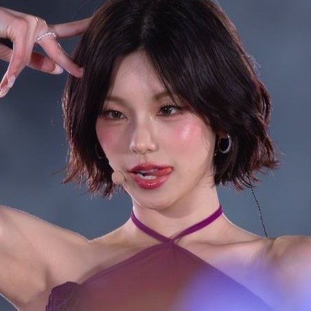 Recent activity shot of Yeji (ITZY)