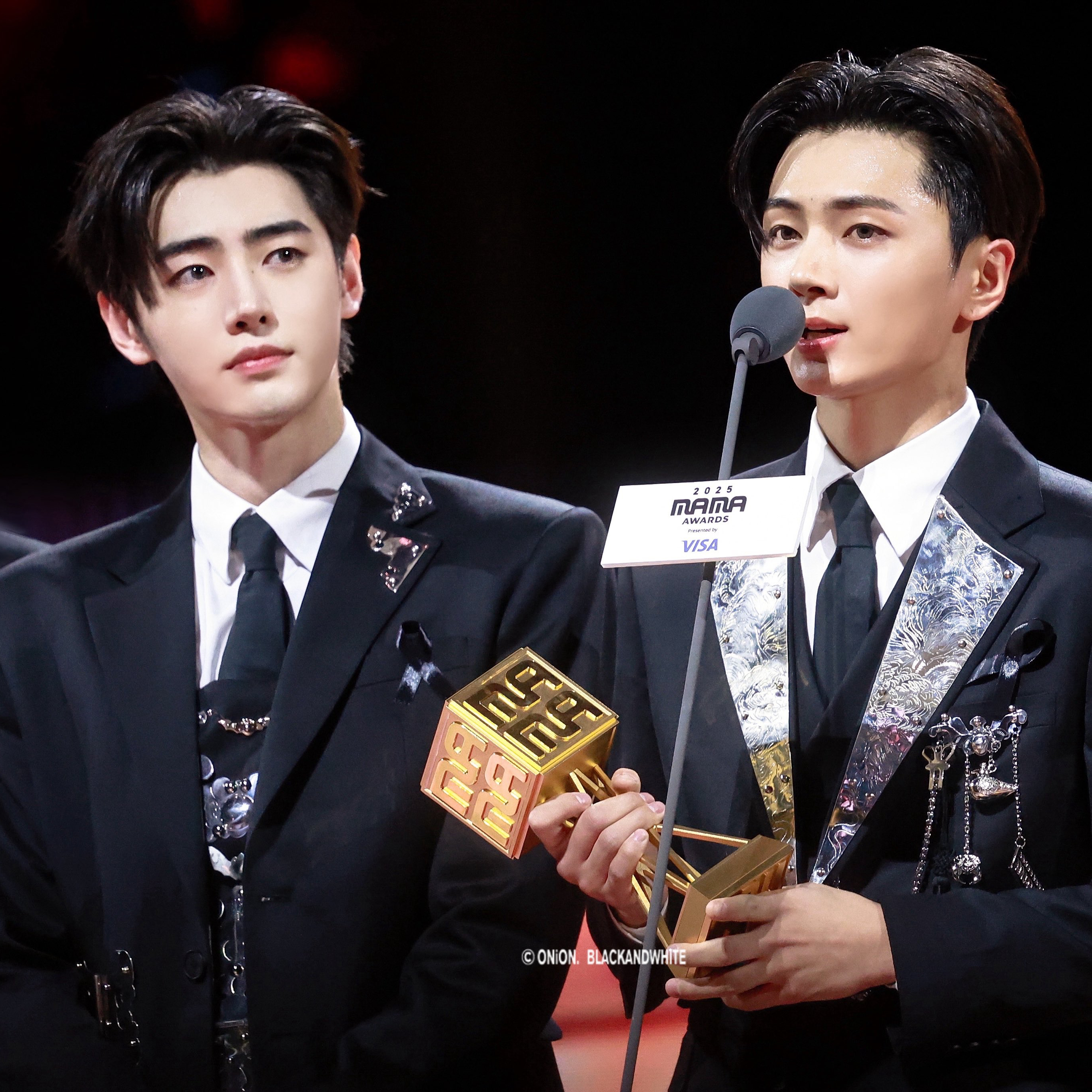 Momen yang diabadikan oleh penggemar ENHYPEN