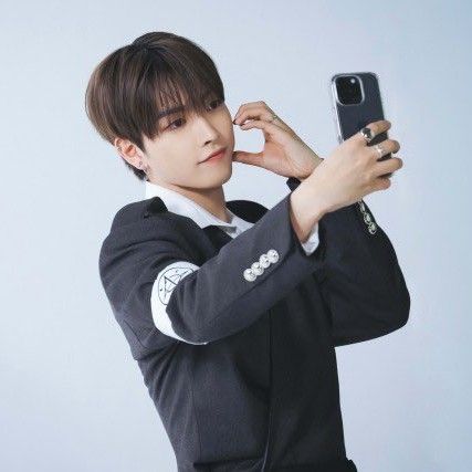 에이티즈 최근 활동샷