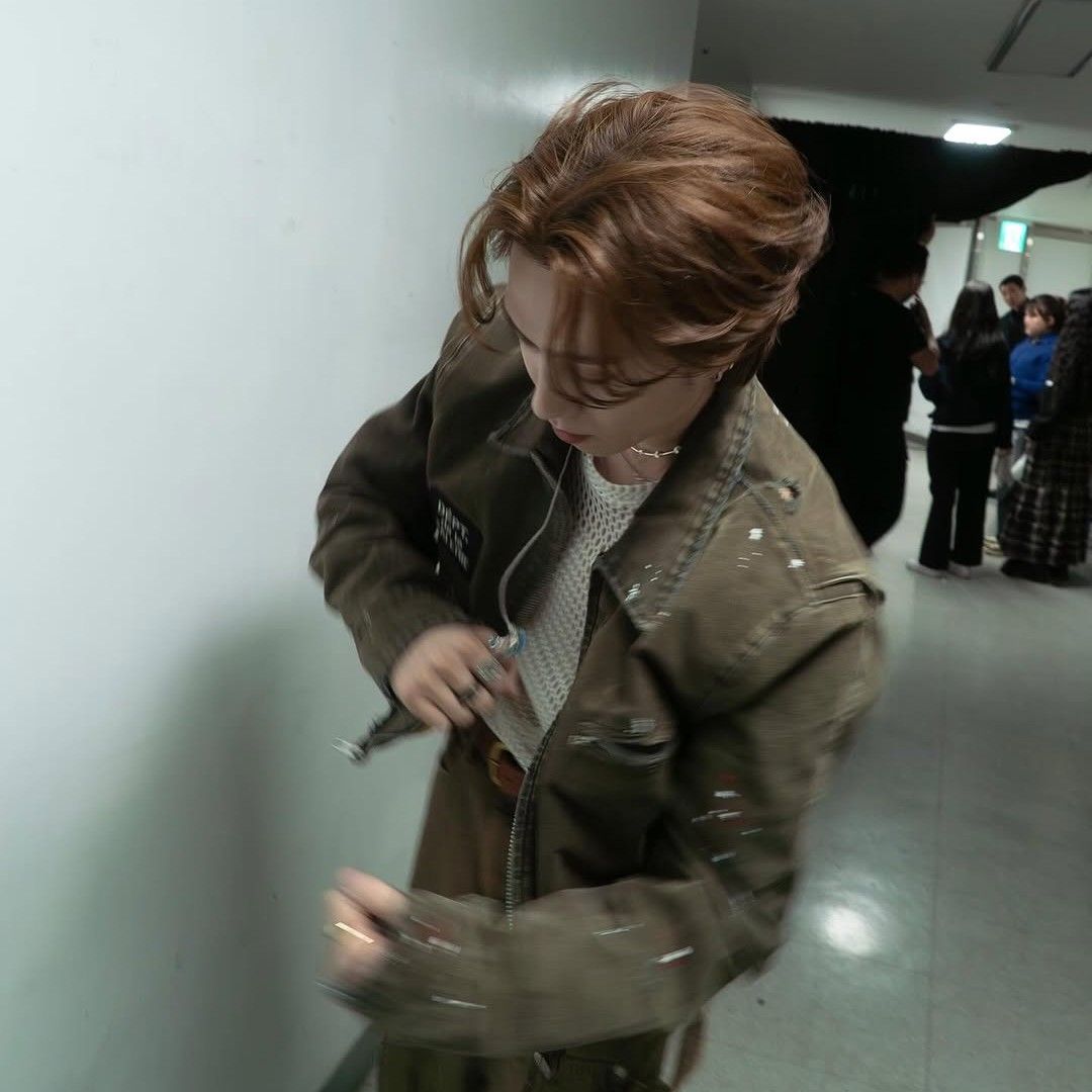 A moment captured by Yugyeom (GOT7)'s fan
