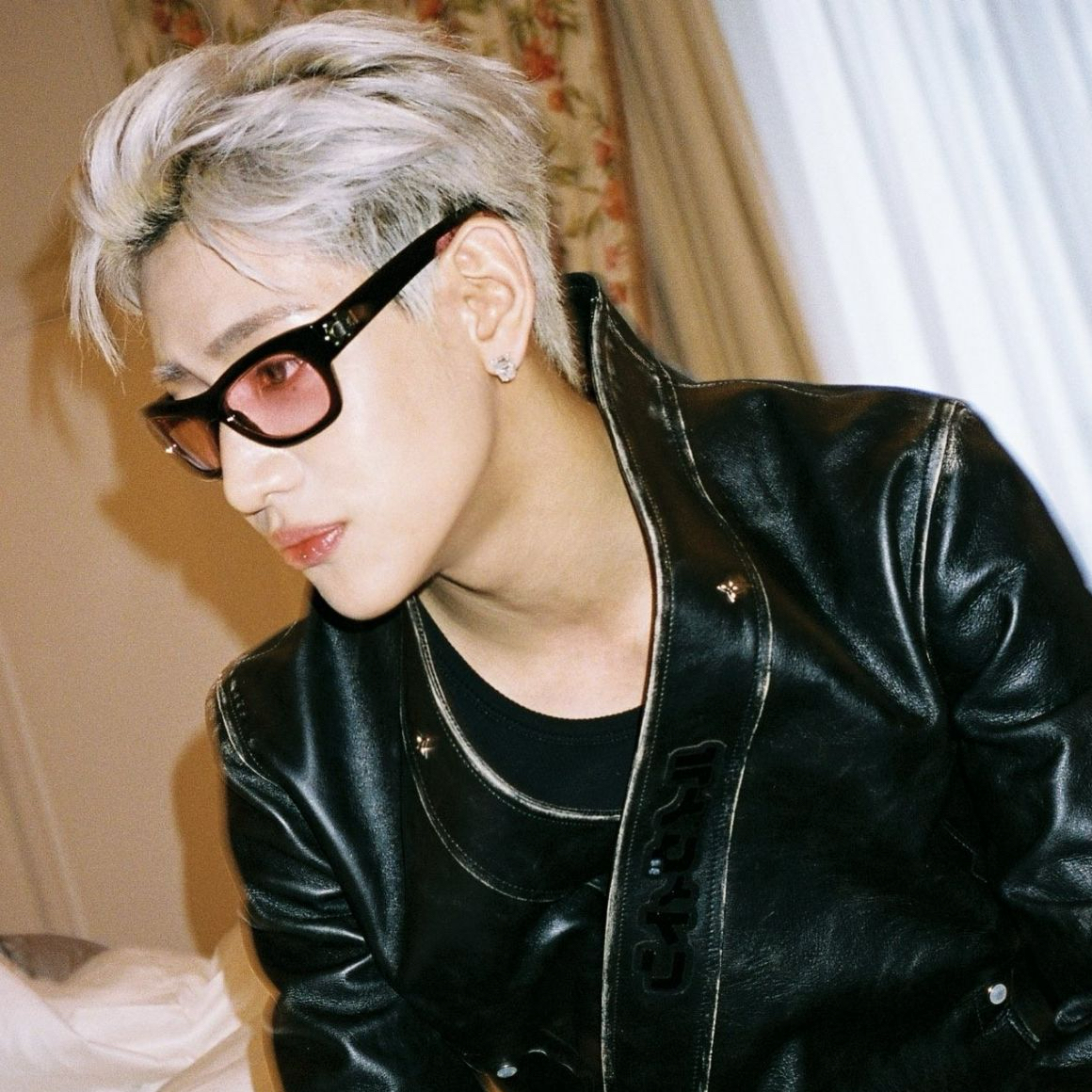Behind-the-scenes cut of Bambam (GOT7)