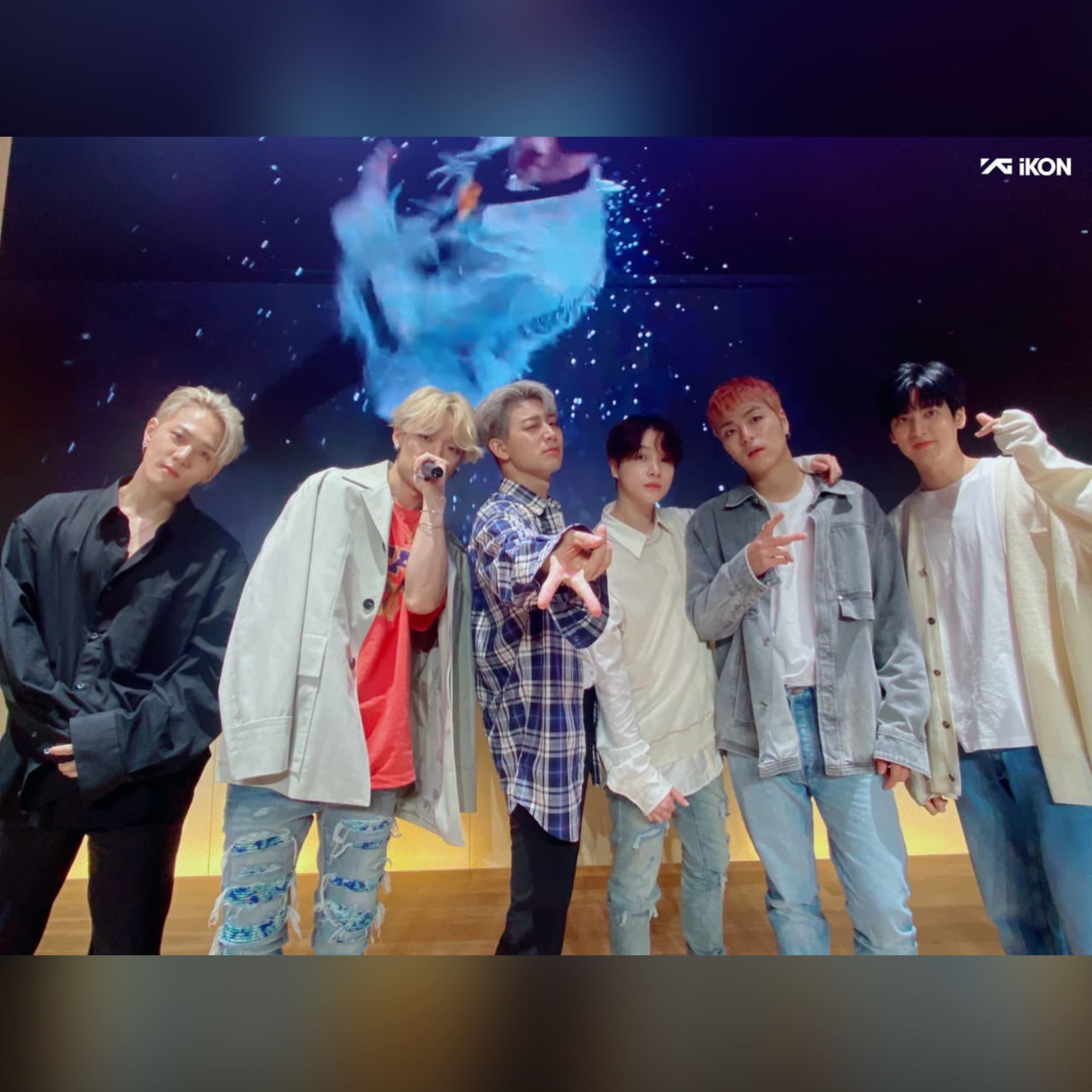 A moment captured by iKON's fan