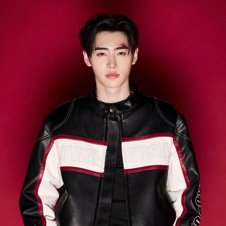 성훈 (ENHYPEN) 최근 활동샷