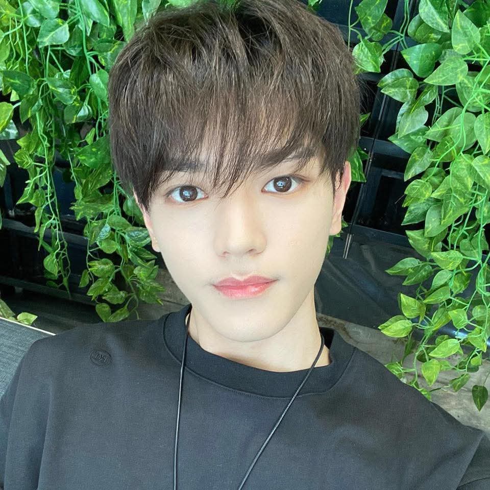 태용 (NCT 127) 최근 활동샷