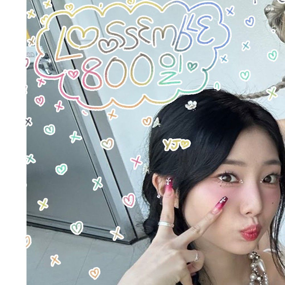 Behind-the-scenes cut of Hyeju (Loossemble)