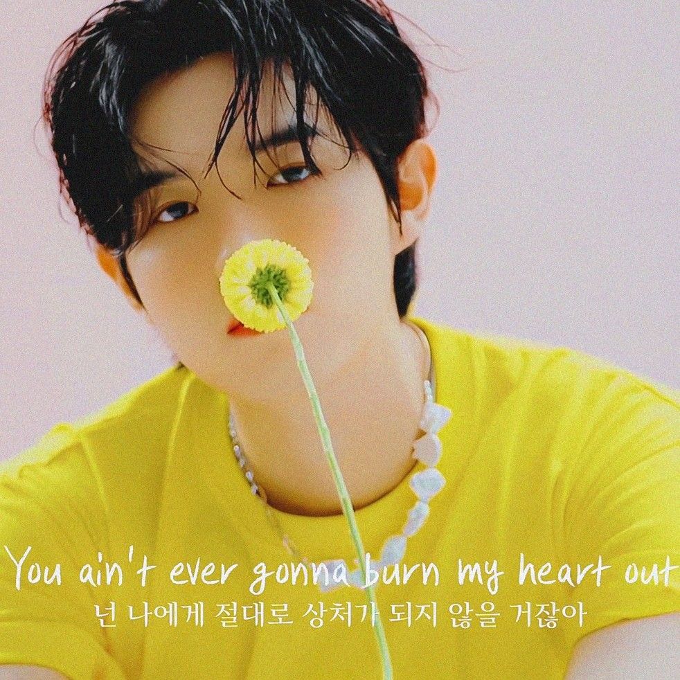 Behind-the-scenes cut of Kim Jaehwan