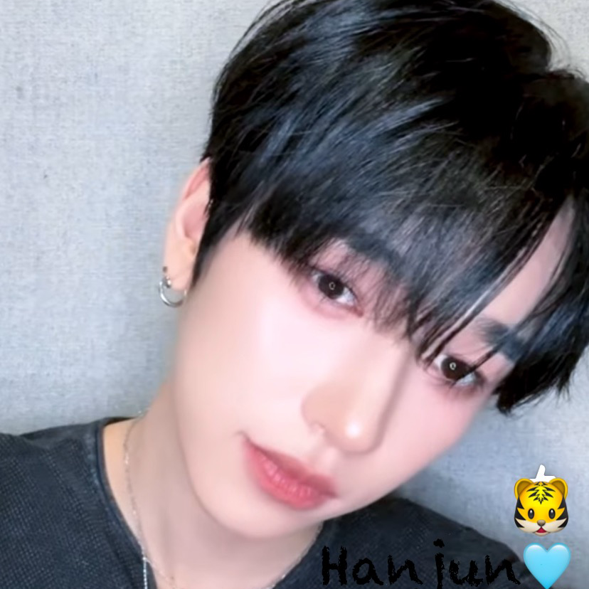 Recent activity shot of Hanjun (n.SSign)