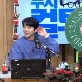 ファン・チヨルの舞台裏ショット