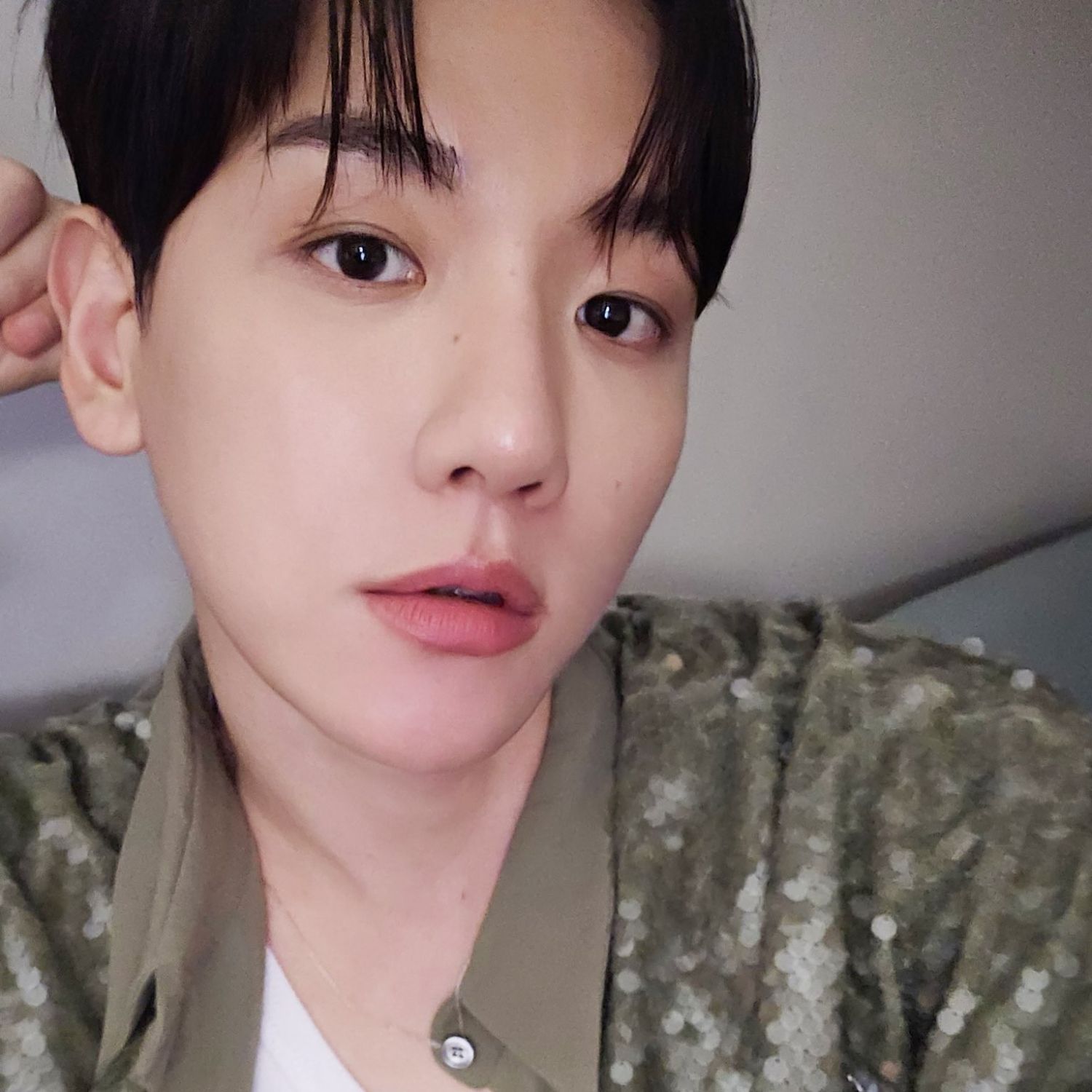 Behind-the-scenes cut of Baekhyun (EXO)