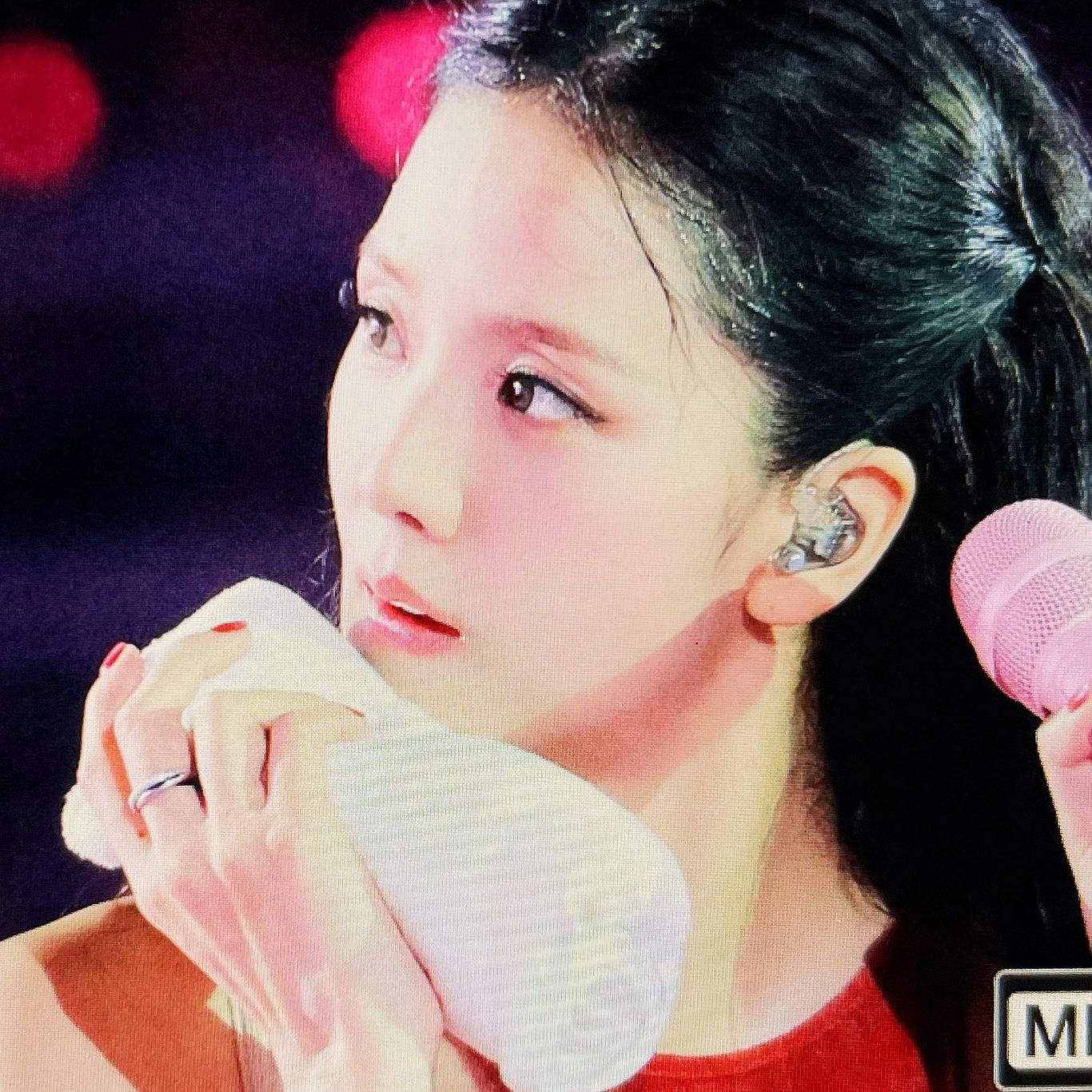 Recent activity shot of Jisoo (BLACKPINK)