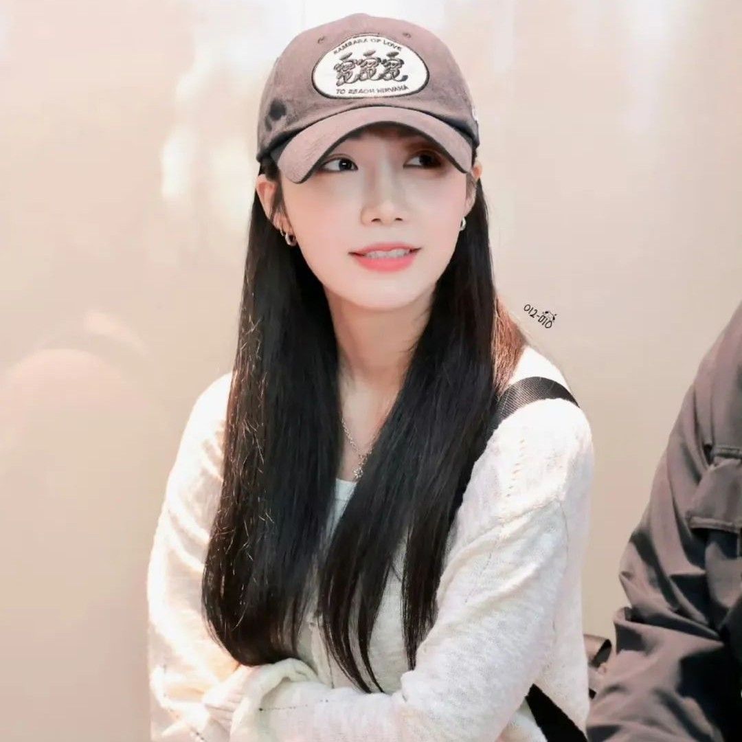鄭恩地 (Apink)的最新活動照片