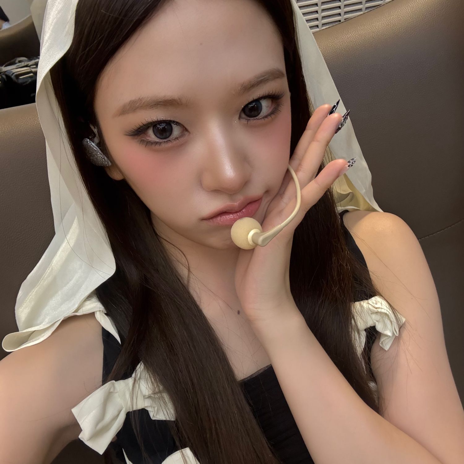 Behind-the-scenes cut of An Yujin (IVE)